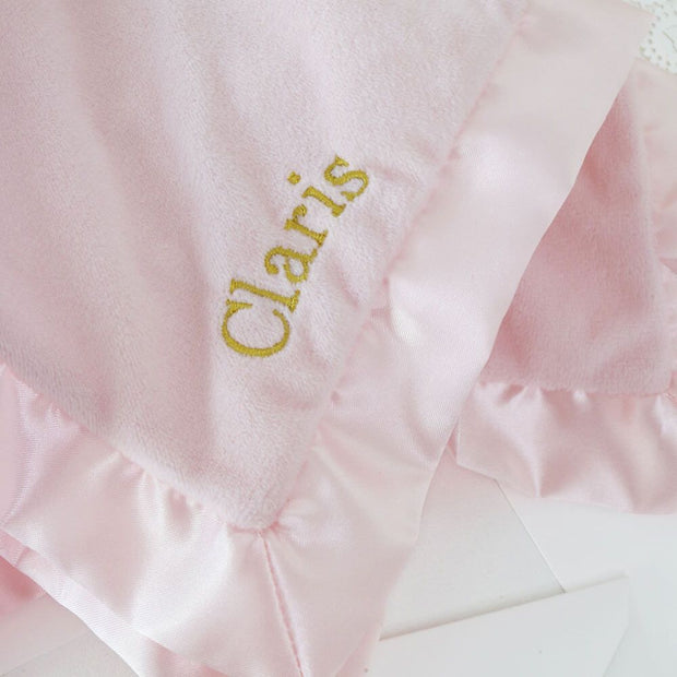 Claris The Chicest Mouse In Paris Comfort Blanket
