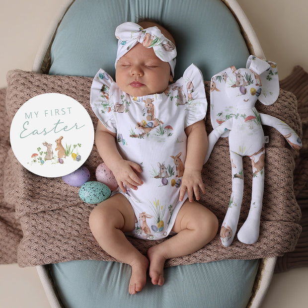Snuggle Hunny Short Sleeve Organic Bodysuit with Frill - Easter - Easter Bunnies