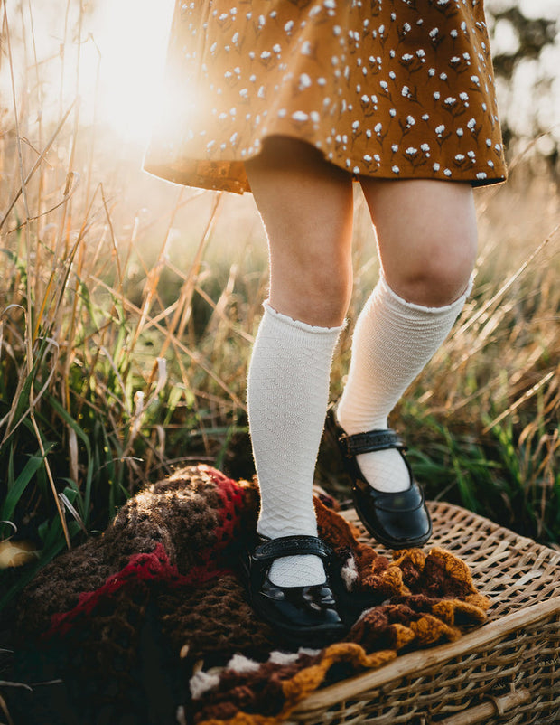 Karibou Picnic Knee-High Socks - Macaroon